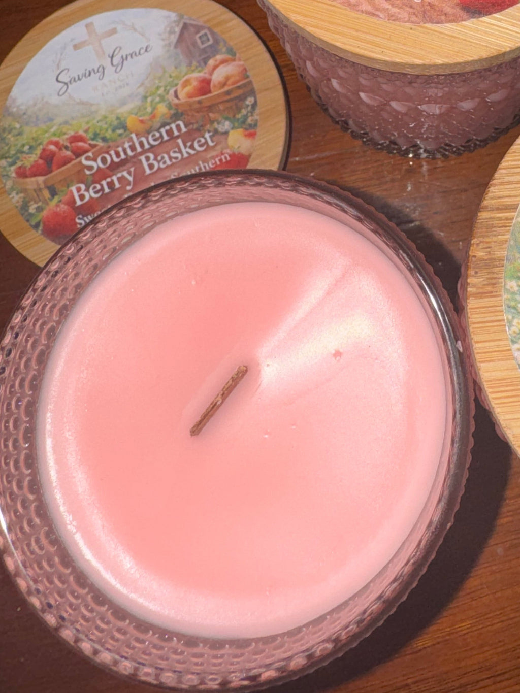 Southern Berry Basket 8 oz Signature Candle (FREE WAX MELT)