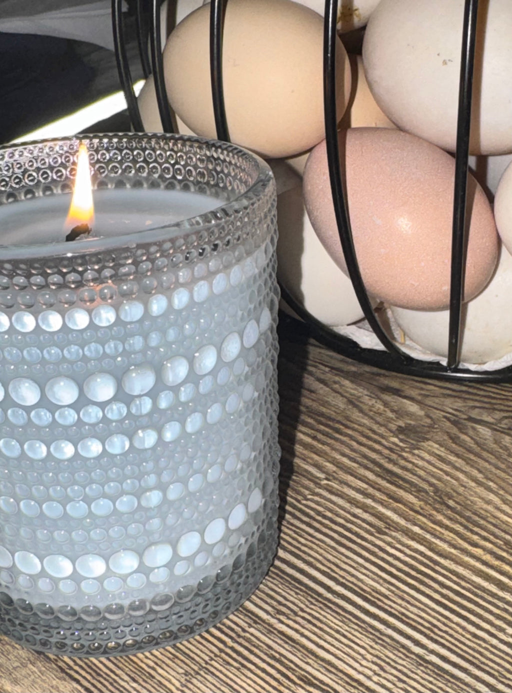 Clothesline Linen 8 oz Signature Candle (FREE WAX MELT)